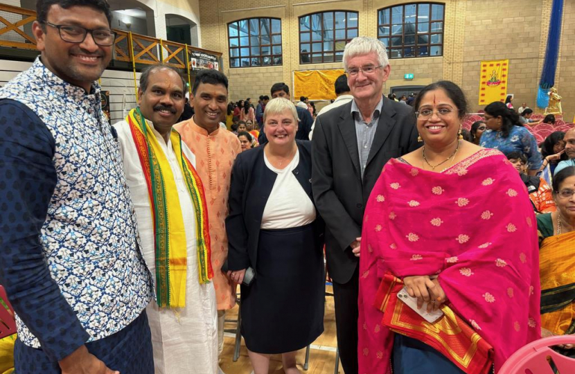 pauline and Norman Jorgensen at Srinivasa Kalyanam