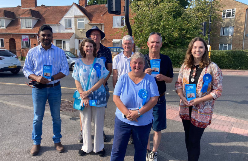 It was very hot out on Saturday here is the team on Shinfield Road