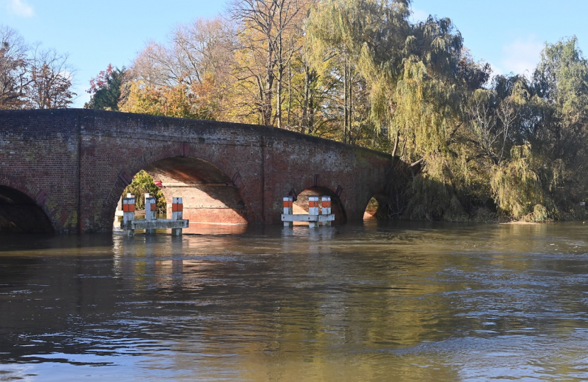 Sonning bridge with the Thames running high