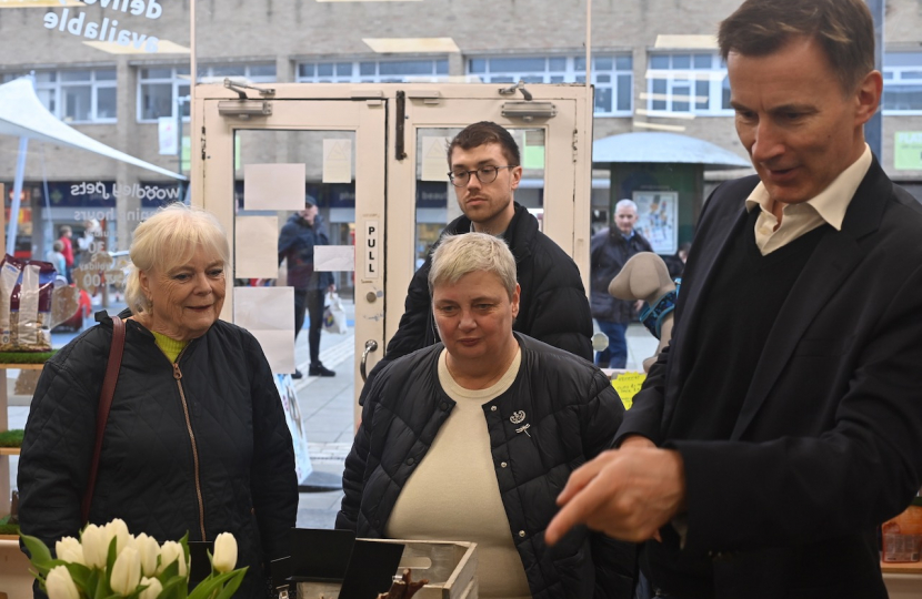 Jeremy Hunt and Pauline Jorgensen in Woodley shop